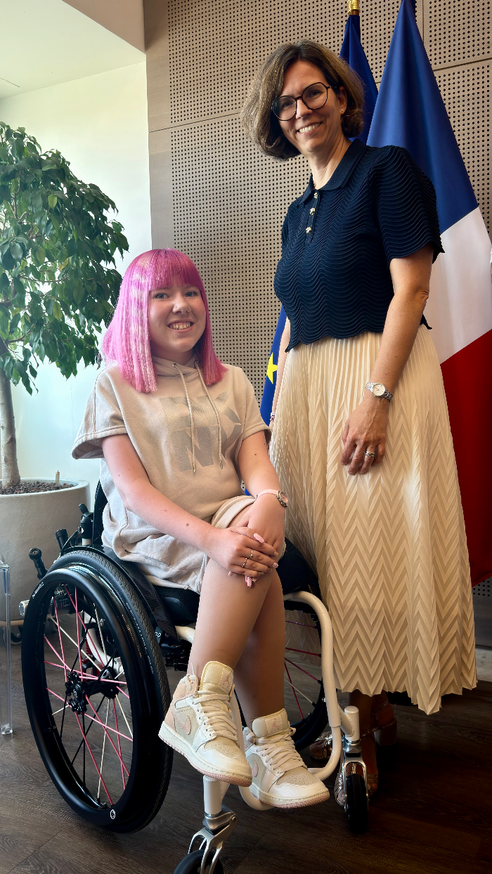 Ilena Caye avec Camille lors de la Conférence nationale du handicap 2026