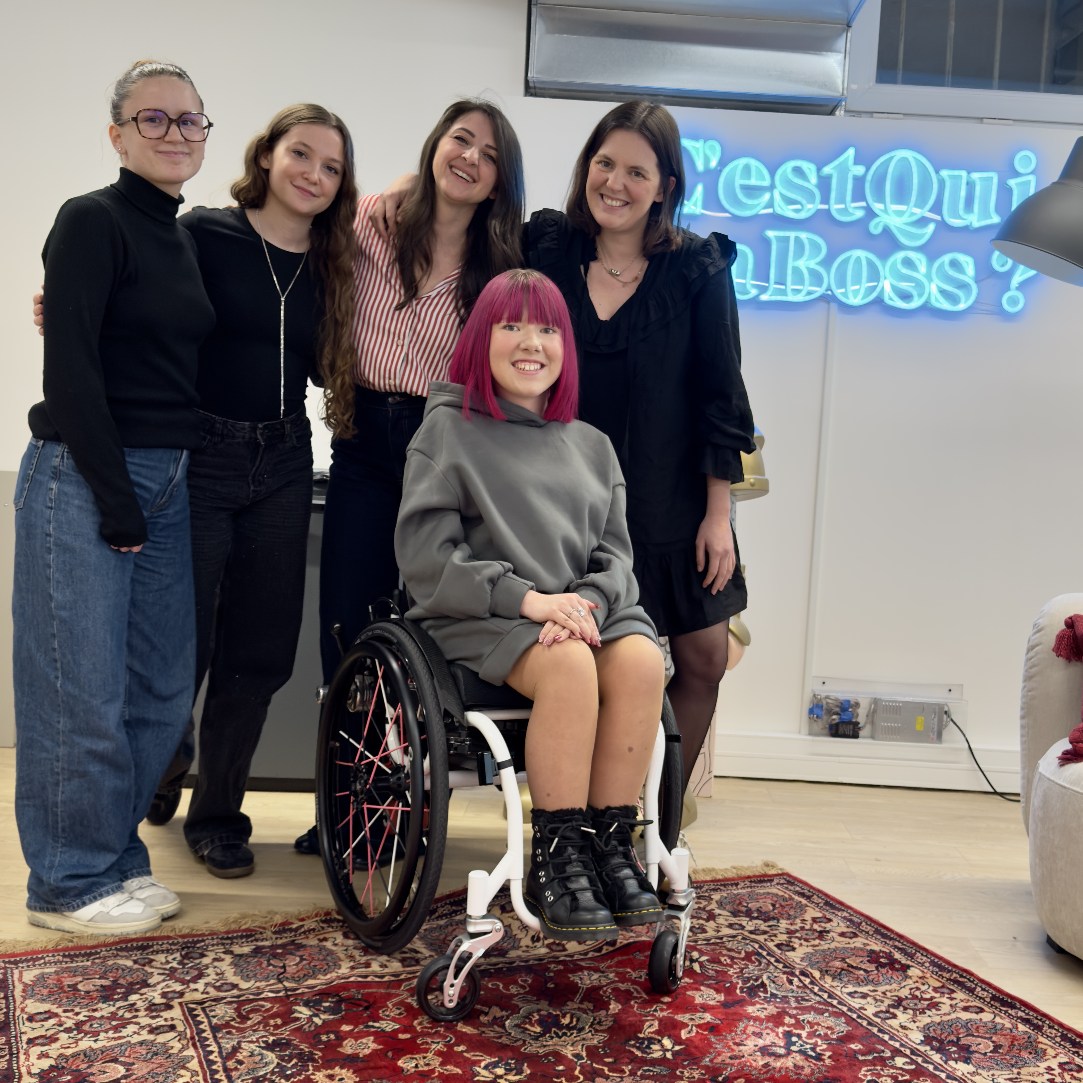 ilena | caye | c&#39;est qui la boss | kombini |